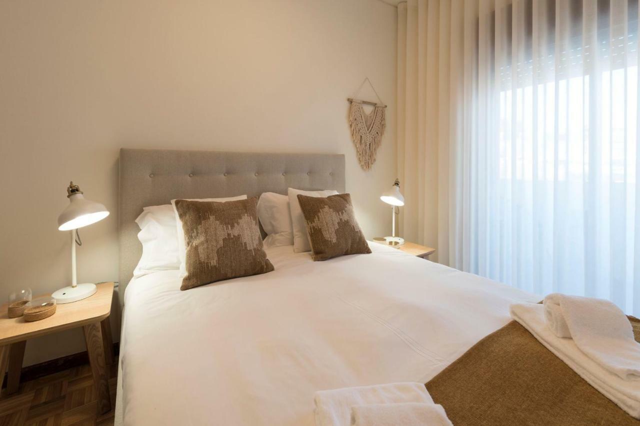 Lovelystay - Genuine Bonfim Balcony Flat Porto Exterior foto