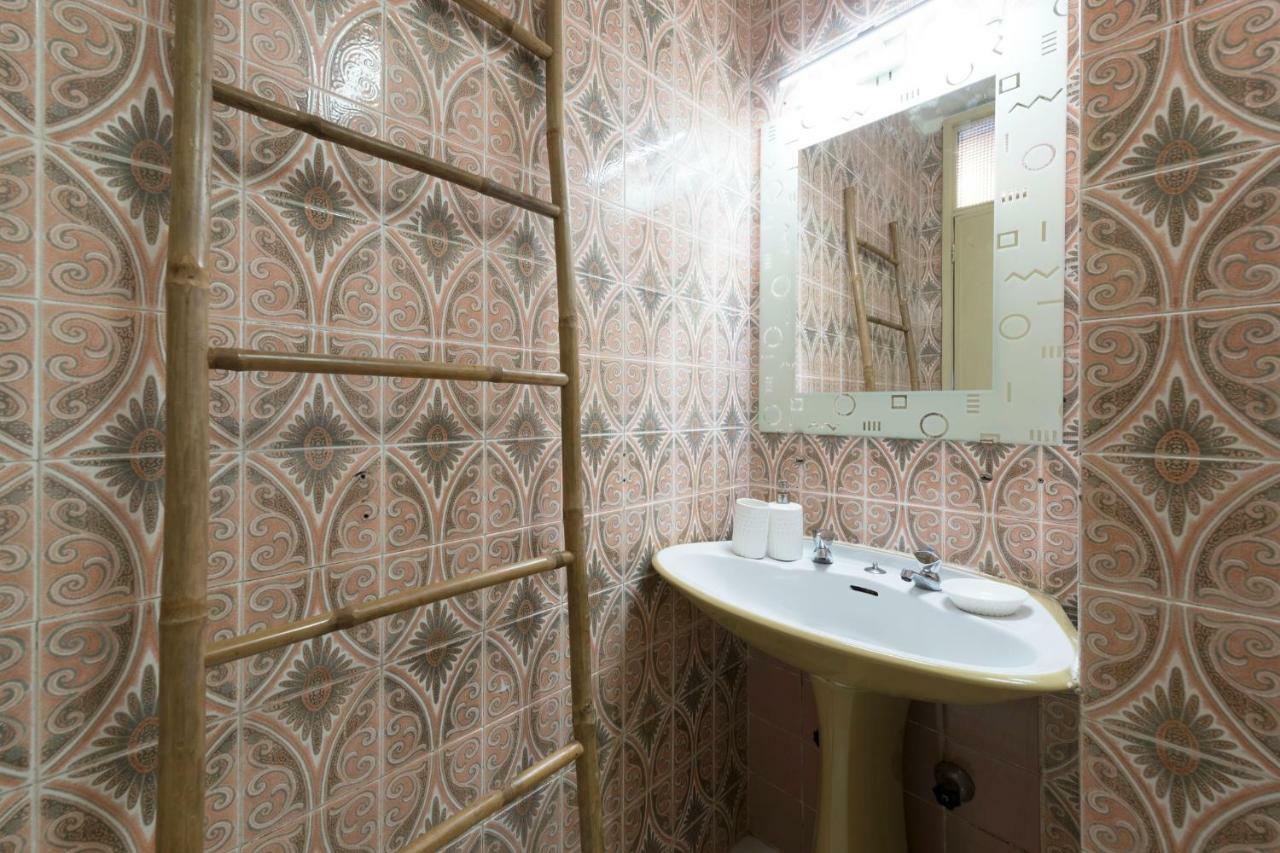 Lovelystay - Genuine Bonfim Balcony Flat Porto Exterior foto