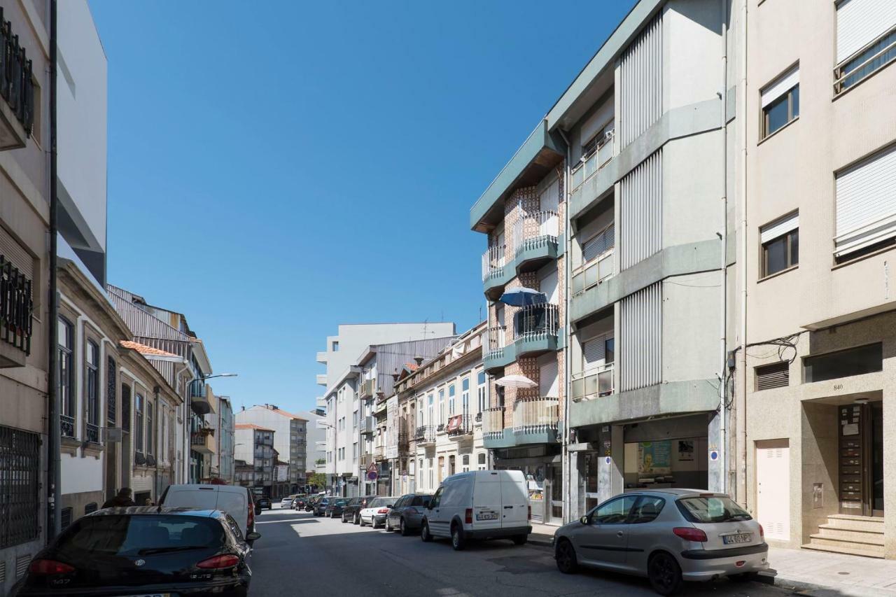 Lovelystay - Genuine Bonfim Balcony Flat Porto Exterior foto