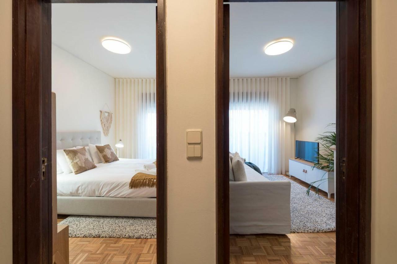 Lovelystay - Genuine Bonfim Balcony Flat Porto Exterior foto